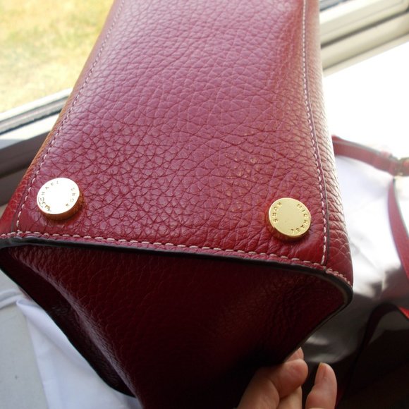 Michael Kors Red Leather Shoulder Handbag - Picture 4 of 9